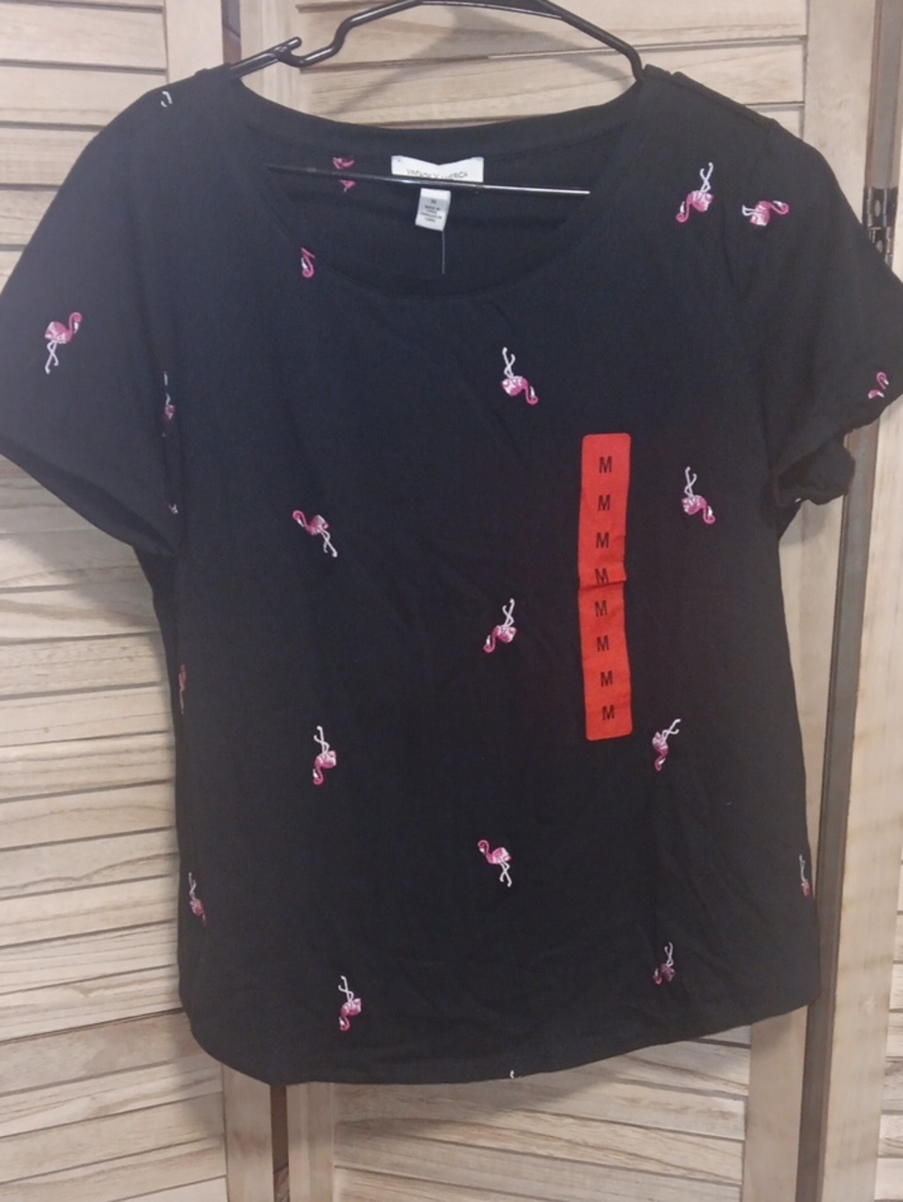 Black Short Sleeve T Shirt   M Embroidery
